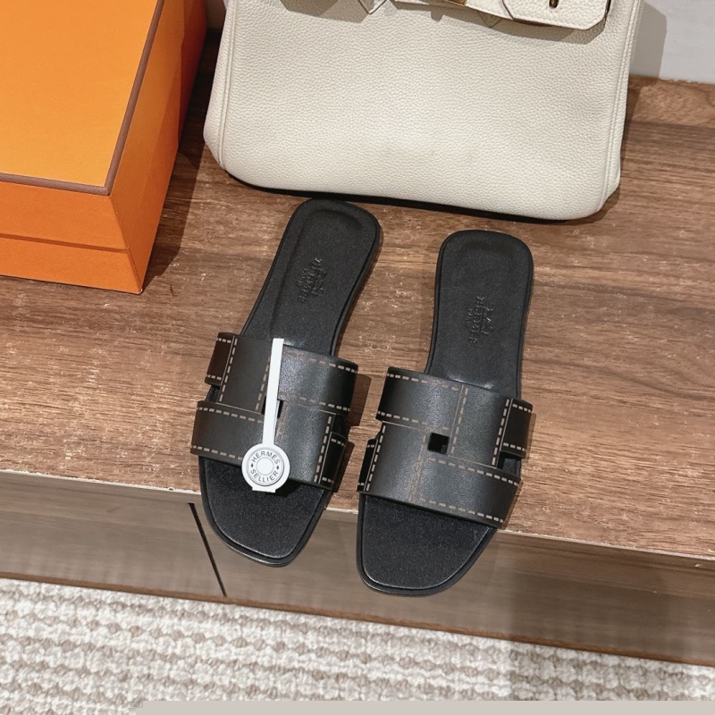 H**mes slippers